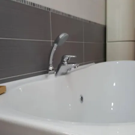 Xx Settembre - And Relax Bed & Breakfast